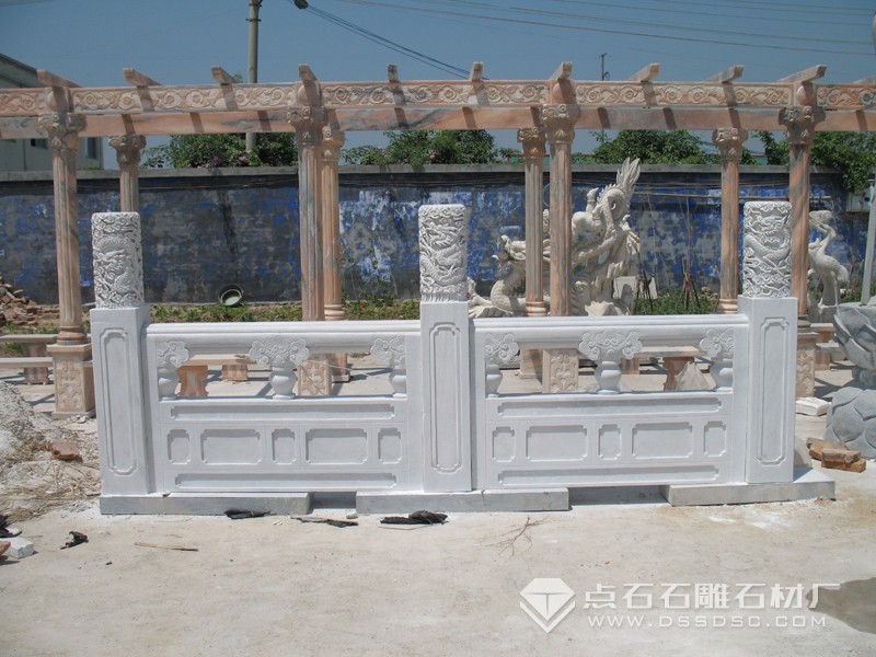 漢白玉欄桿 漢白玉龍柱欄桿