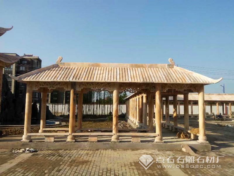 石雕長(zhǎng)廊 晚霞紅長(zhǎng)廊