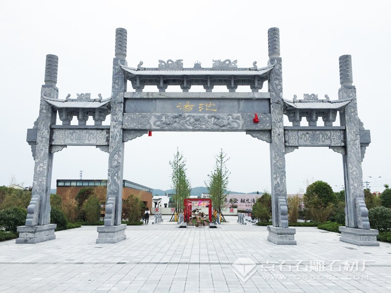 三門三樓青石石牌坊 沖天柱式