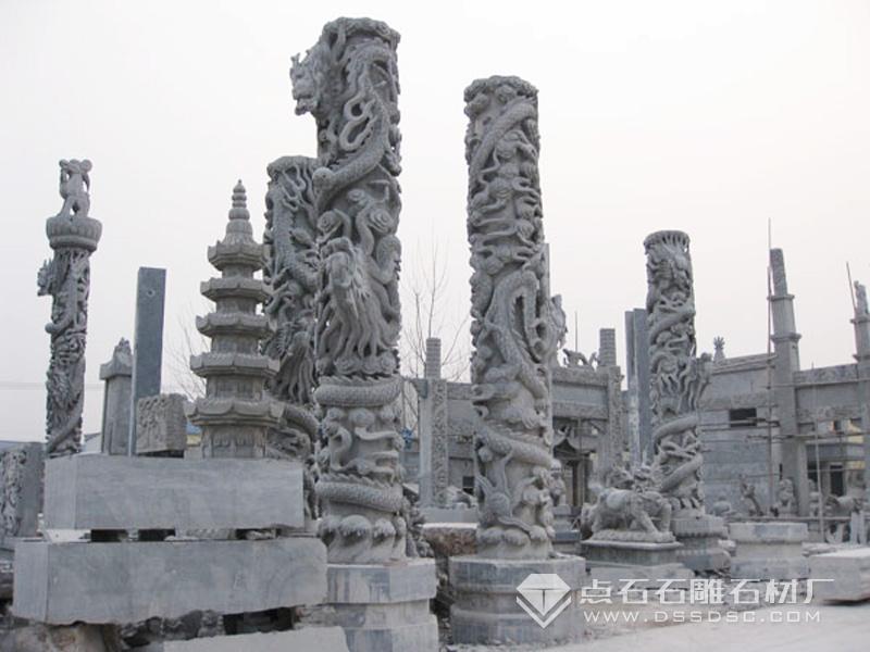 石龍柱 石龍柱