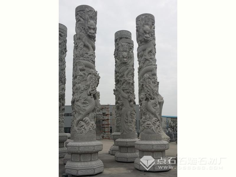 青石浮雕龍柱