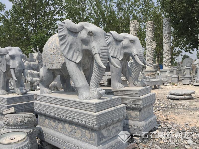 青石大象 青石大象